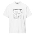 T-shirt streetwear uomo bianca oversize con grafica manifesto alcolzerolucidità scritta nera e lampadine stilizzate sul petto.
