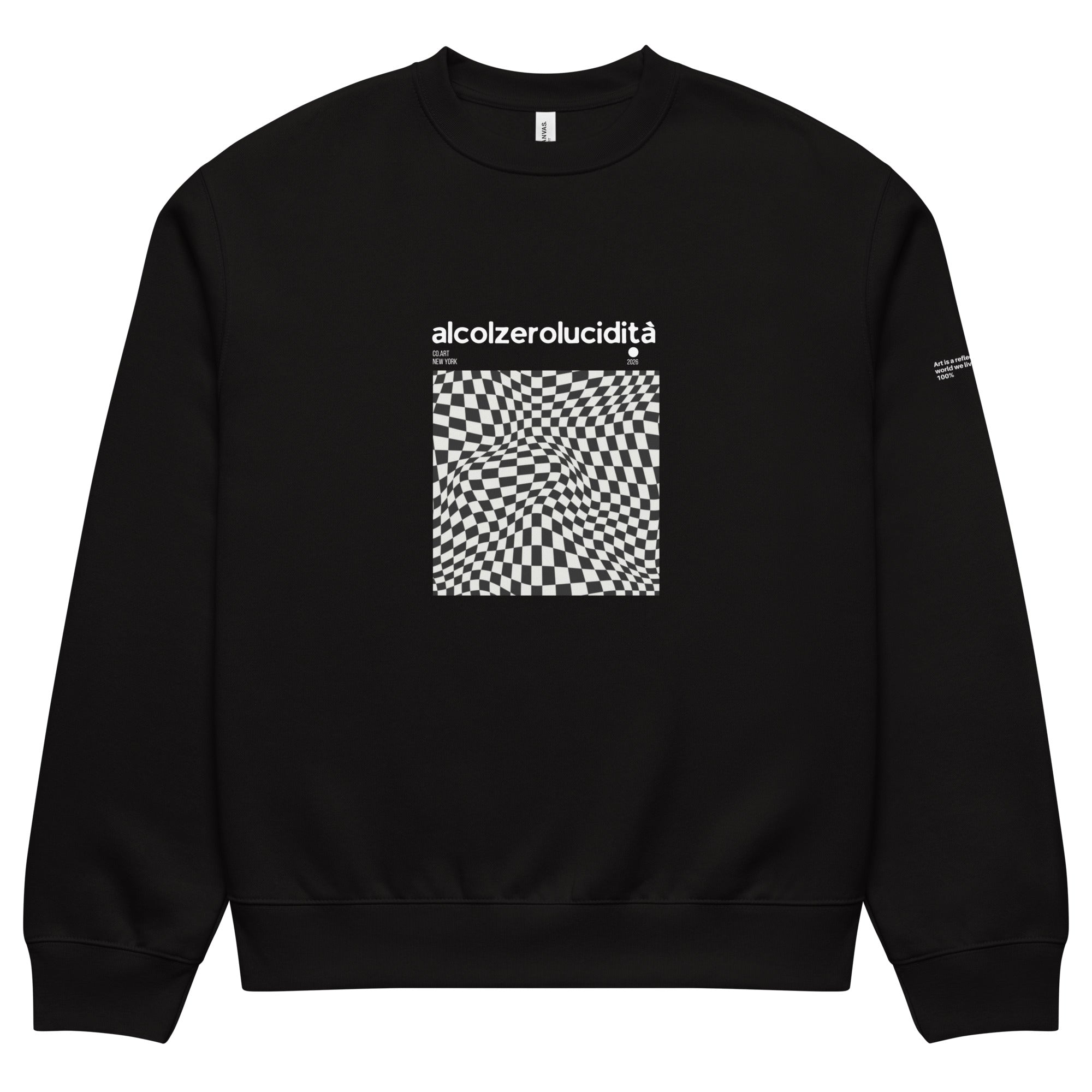 Felpa nera oversized streetwear con grafica manifesto a scacchi bianchi e neri e scritta bianca "alcolzerolucidità" sul.