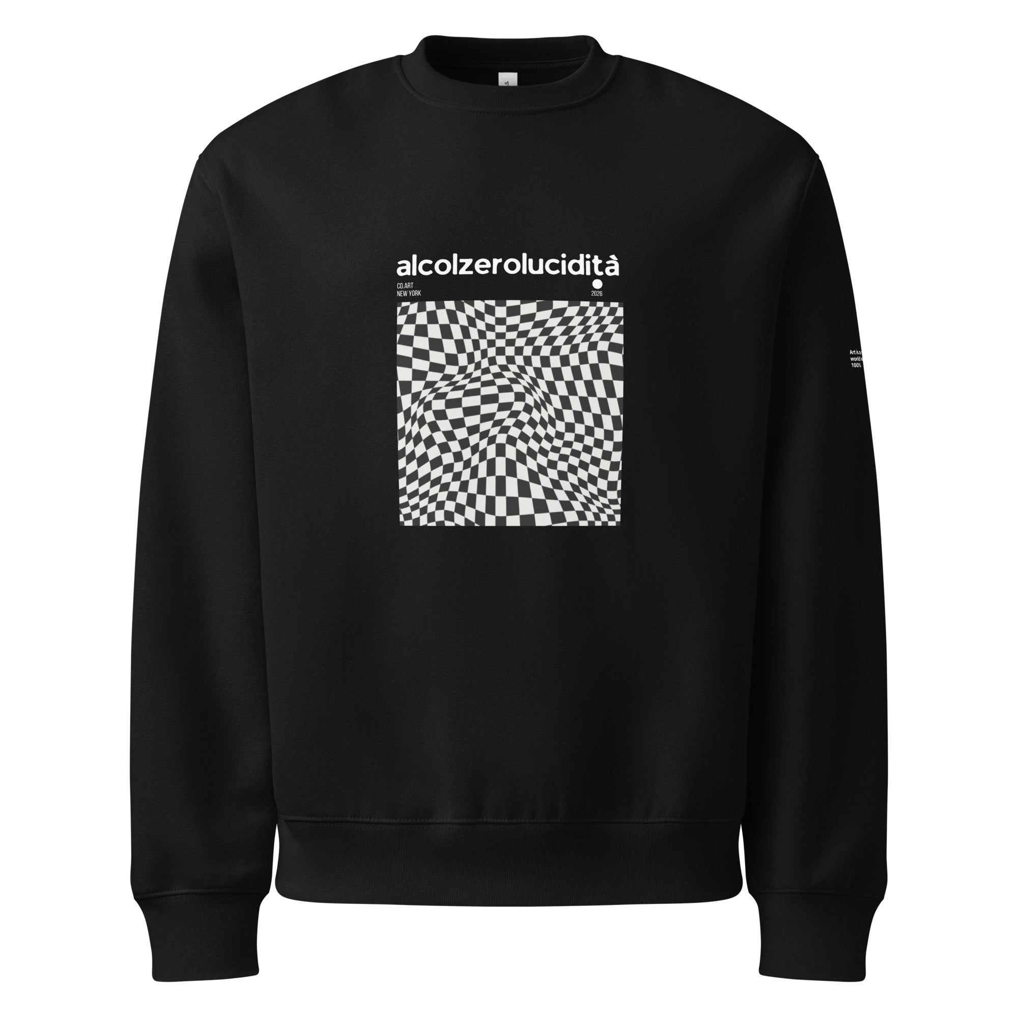 Felpa nera oversize streetwear con grafica manifesto a scacchi in bianco e nero e scritta bianca "alcolzerolucidità" sul.