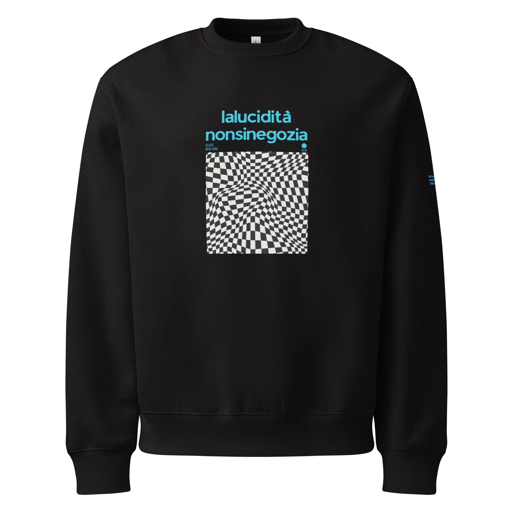 Felpa nera oversize con grafica centrale a checkerboard ottico bianco e nero, scritta blu "lalucidità nonsinegozia" stile.