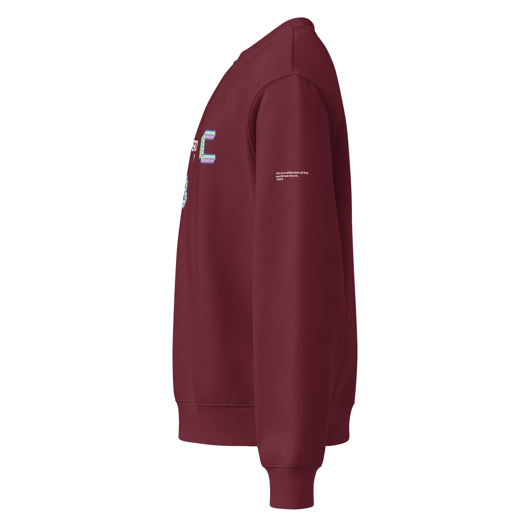 Felpa oversized granata con scritta bianca "CocaínaMierda" in stile streetwear grafica manifesto messaggio forte, vista.