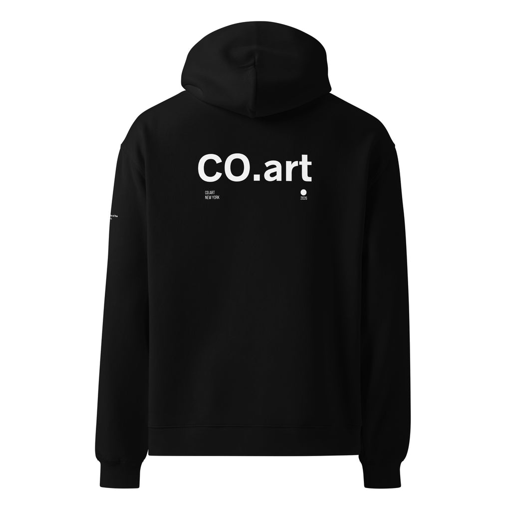 Felpa con cappuccio nera oversized unisex con grafica bianca "CO.art" e lampadina, stile streetwear con messaggio forte.