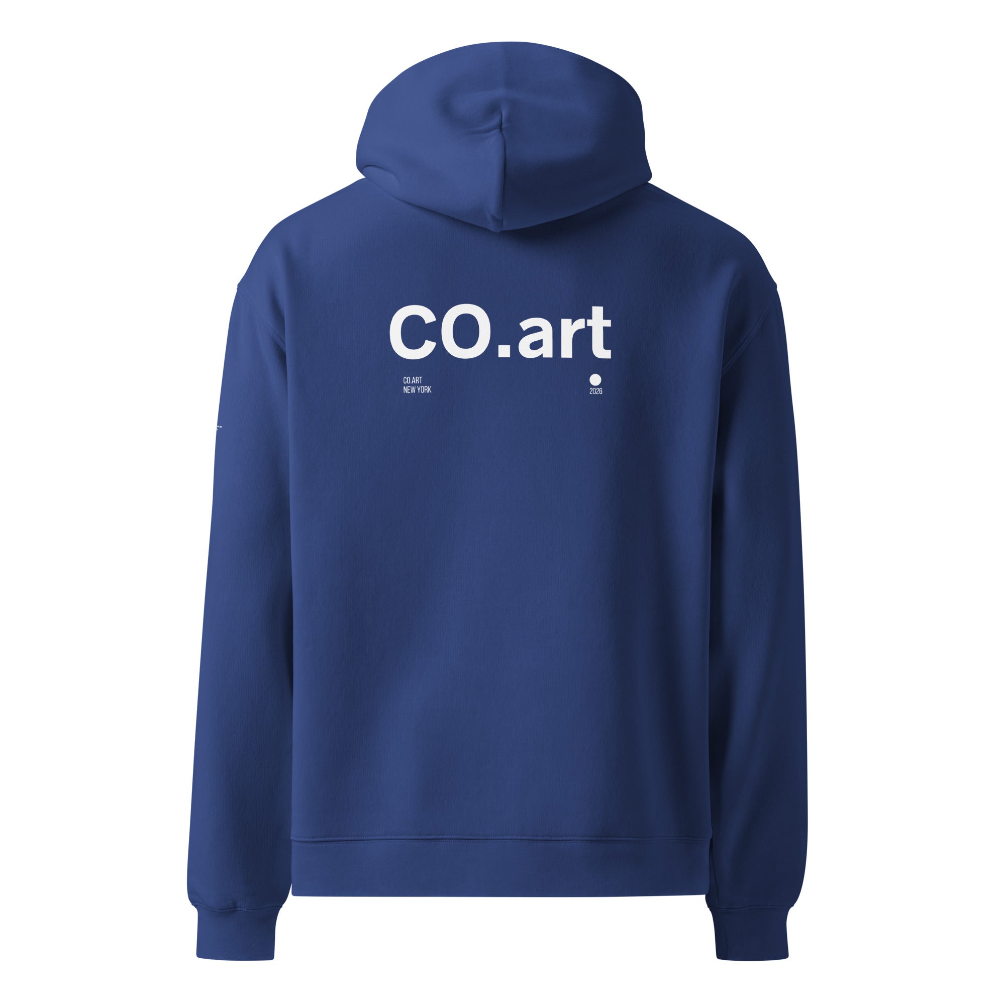 Felpa hoodie oversize cobalto con scritta bianca "CO.art" sul retro, grafica streetwear manifesto messaggio forte.